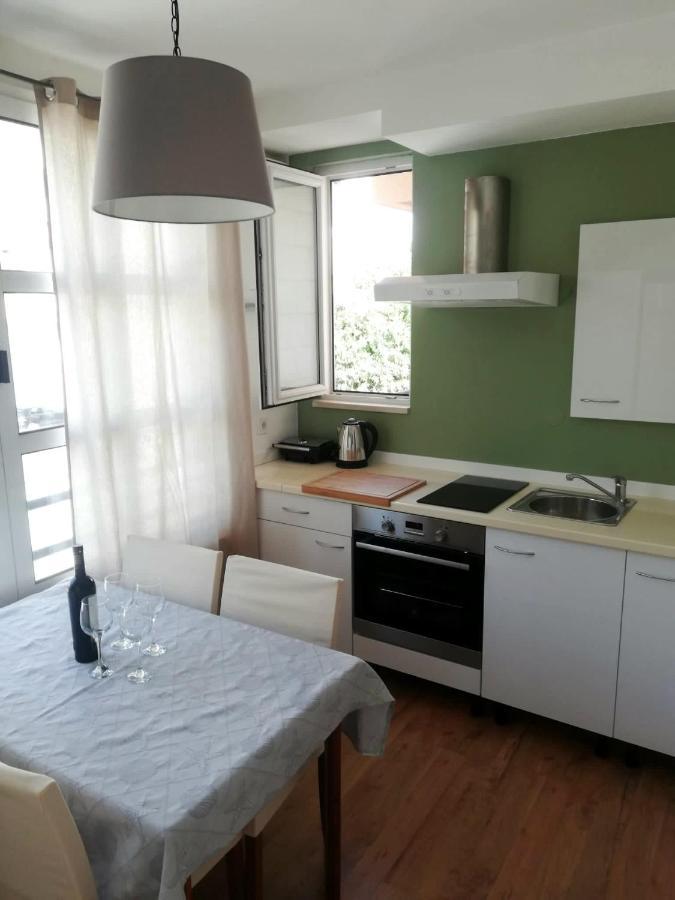 Mistral Apartamento Makarska