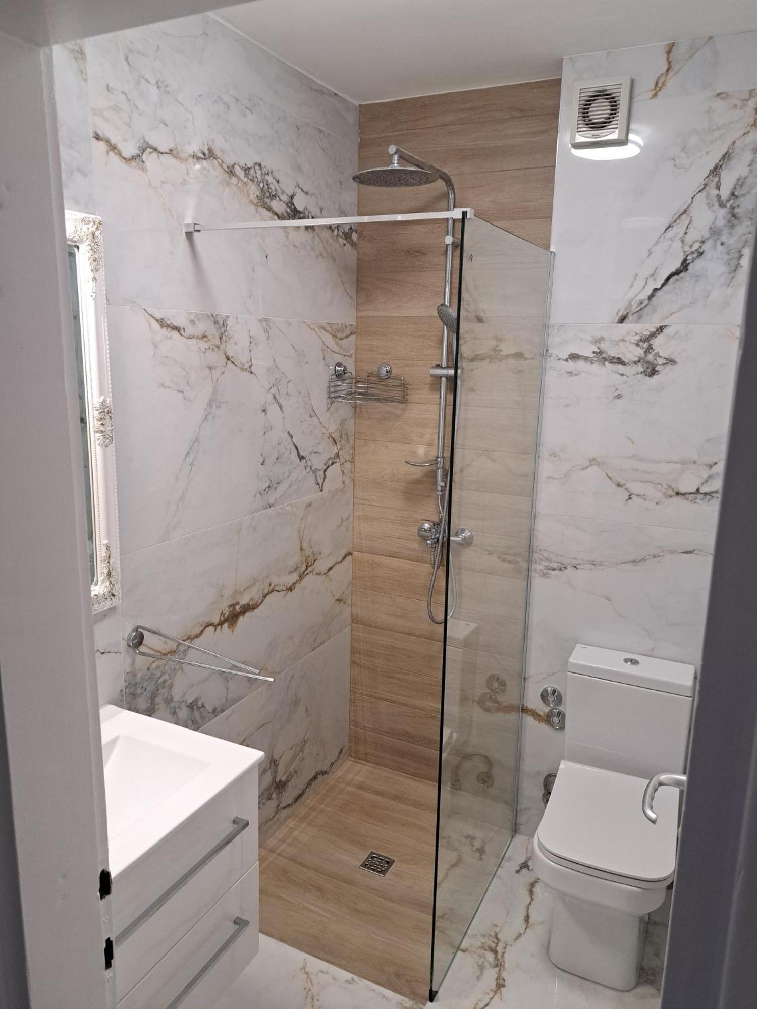 Mistral Apartamento Makarska